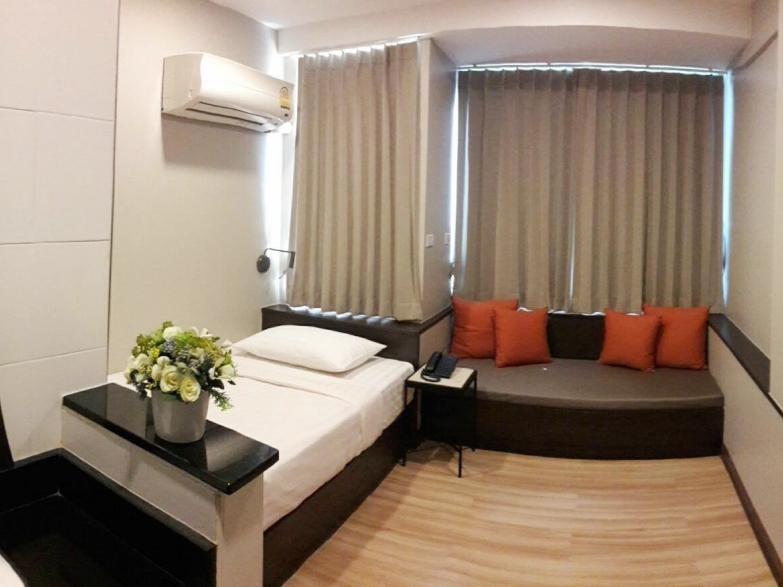 Ywca Hotel Bangkok Eksteriør billede