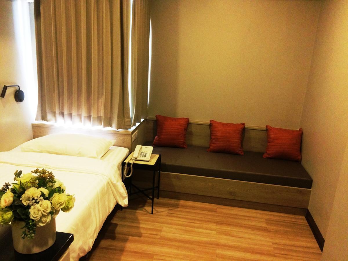 Ywca Hotel Bangkok Eksteriør billede